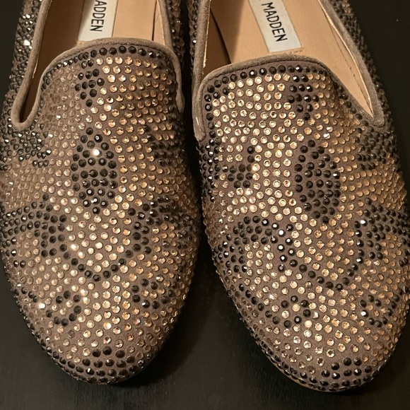 Steve Madden Rhinestone Embellished Flats - Picture 7 of 12